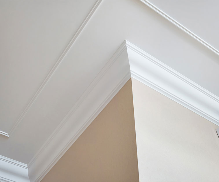 Planning to renovate or restore your interiors to their former glory? We’ve been transforming spaces with expert plastering, from walls and ceilings to adding cornices and beautiful ornamental ceiling pieces.